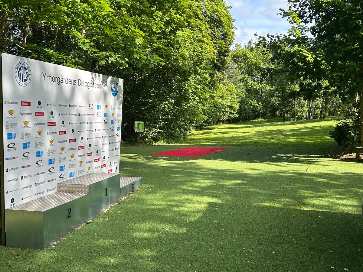 Tee at Gold/silver hole 1