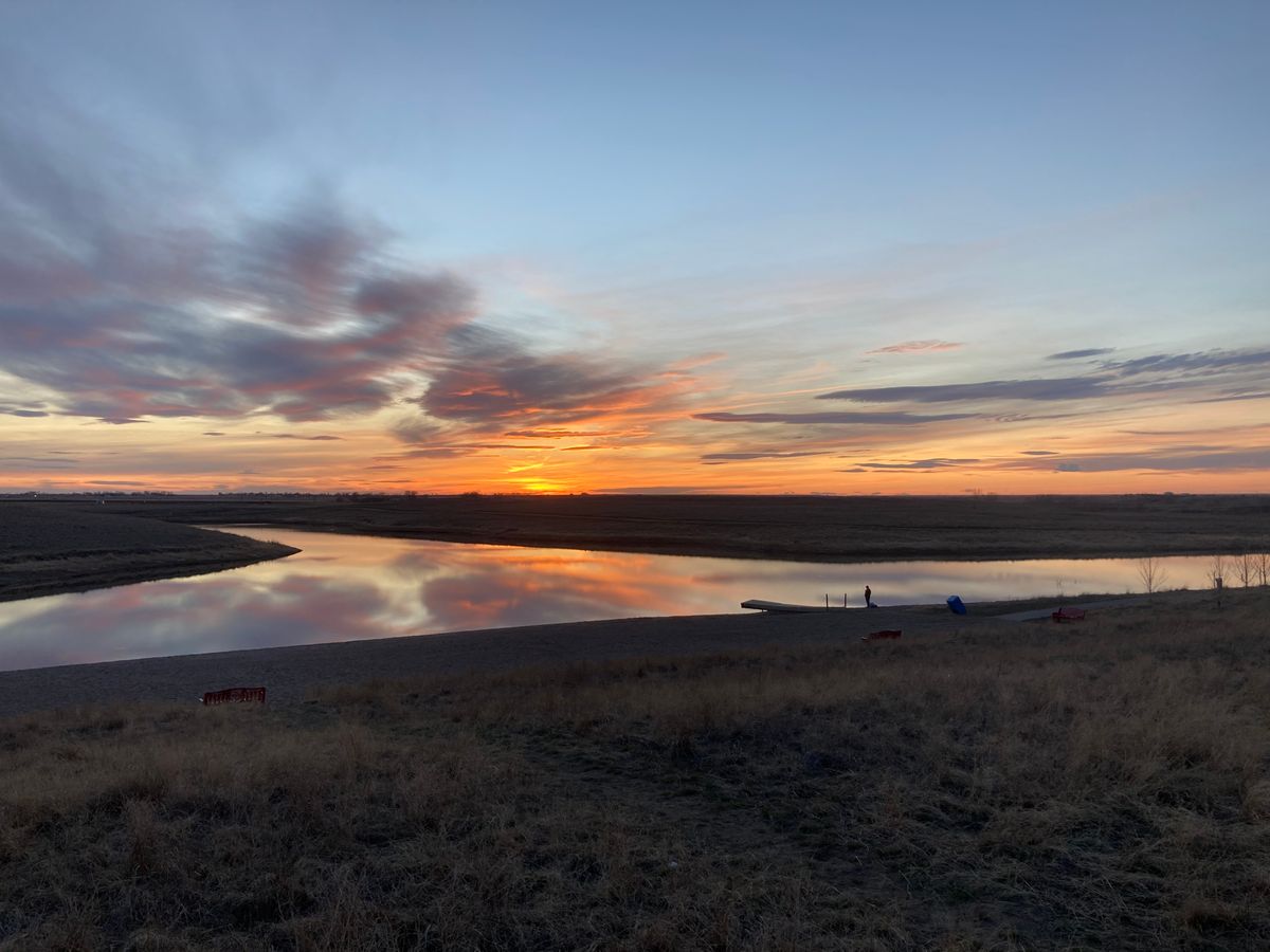 Spring sunset over the pond.