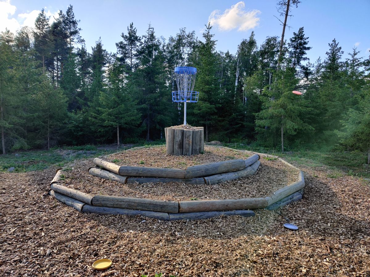 Hole 6 green