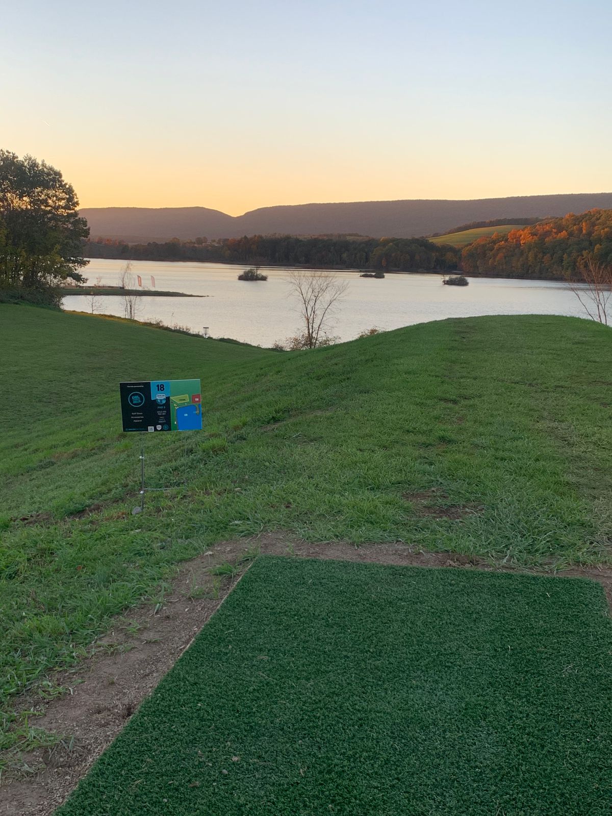 Hole 18 Red Tee