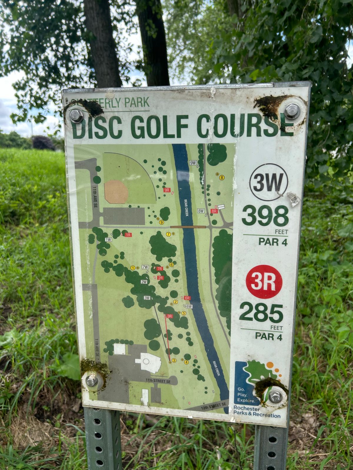 Hole 3 signage