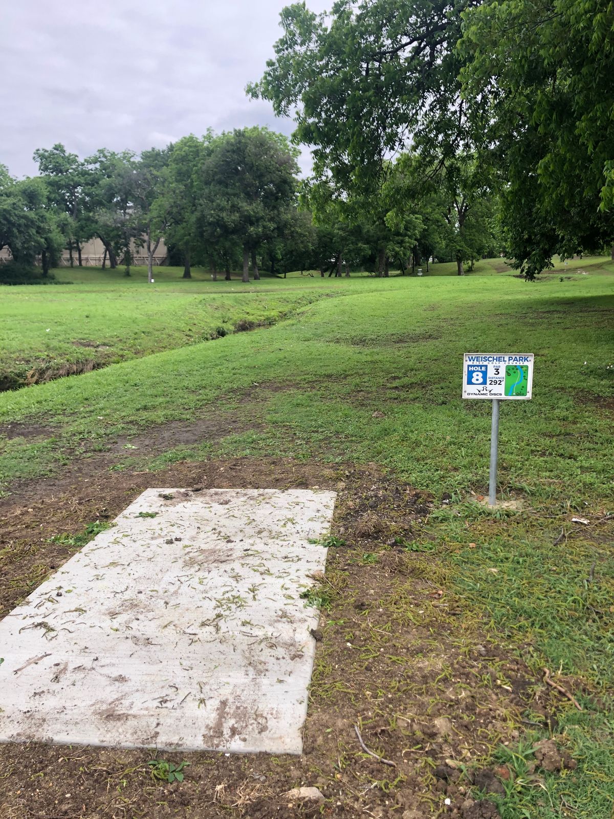 Tee pad 8