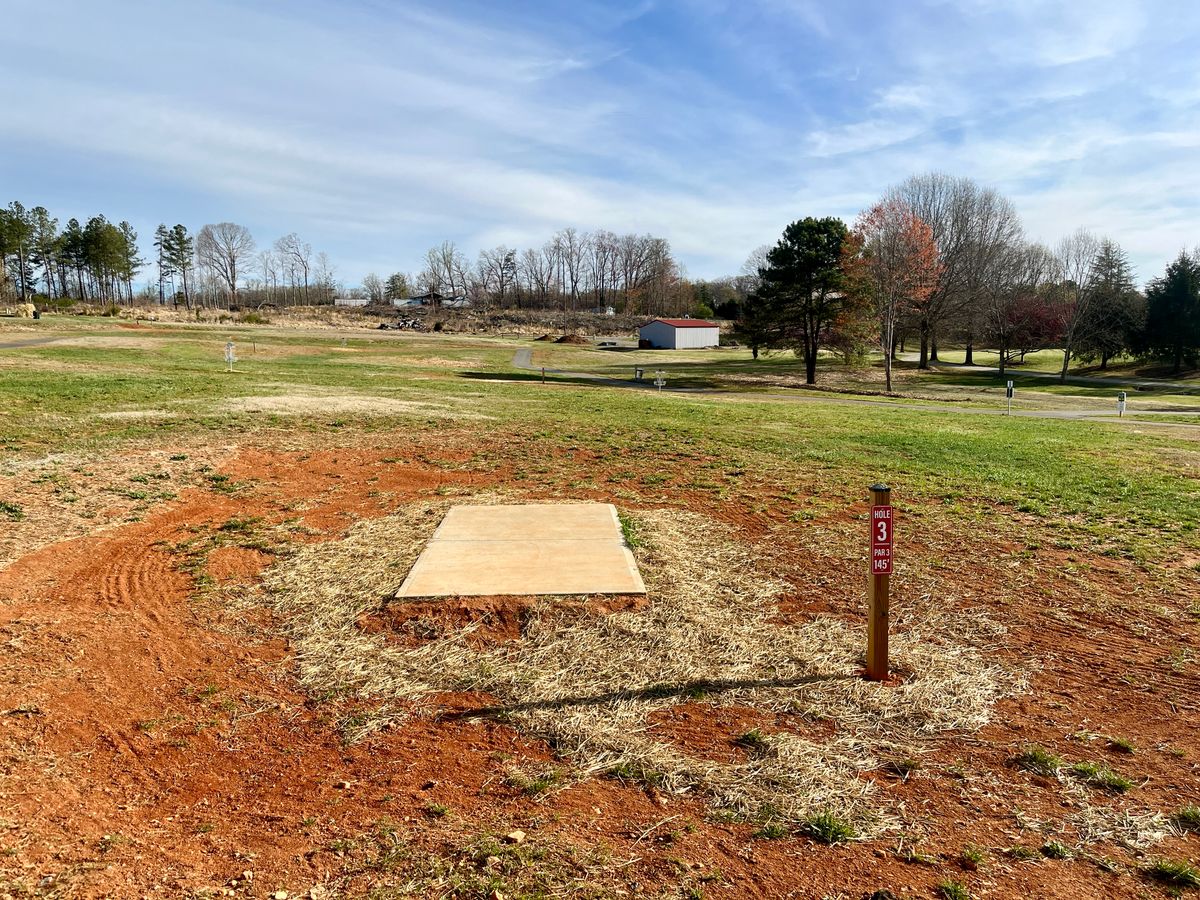 Hole 3 tee