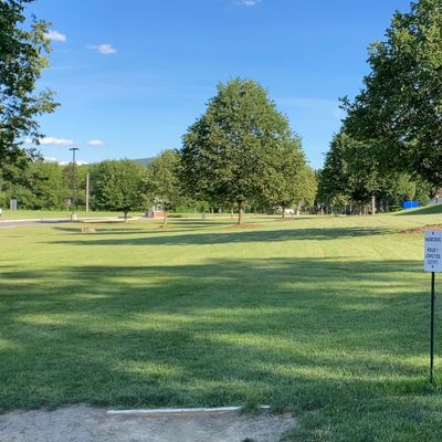 Long tees hole 1
