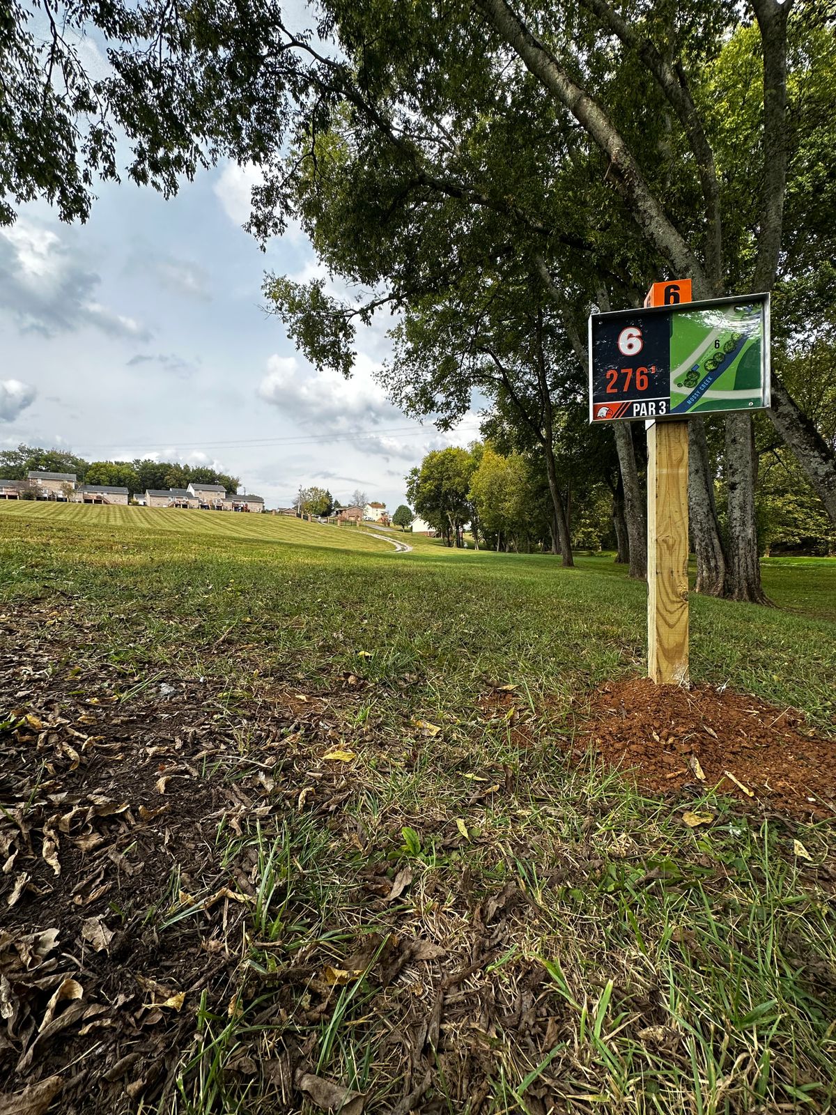 Hole 6 tee sign