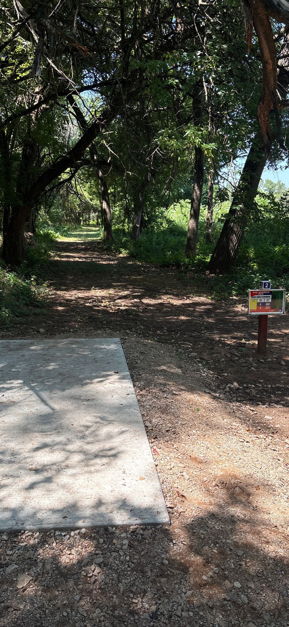 Hole 2 tee pad tunnel shot