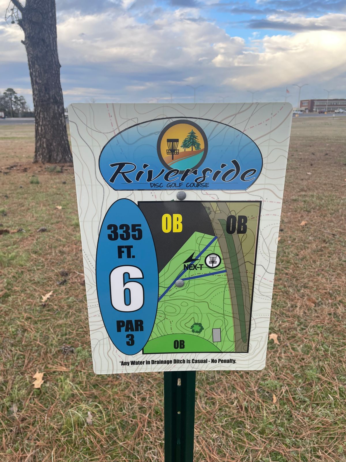 Hole 6 sign