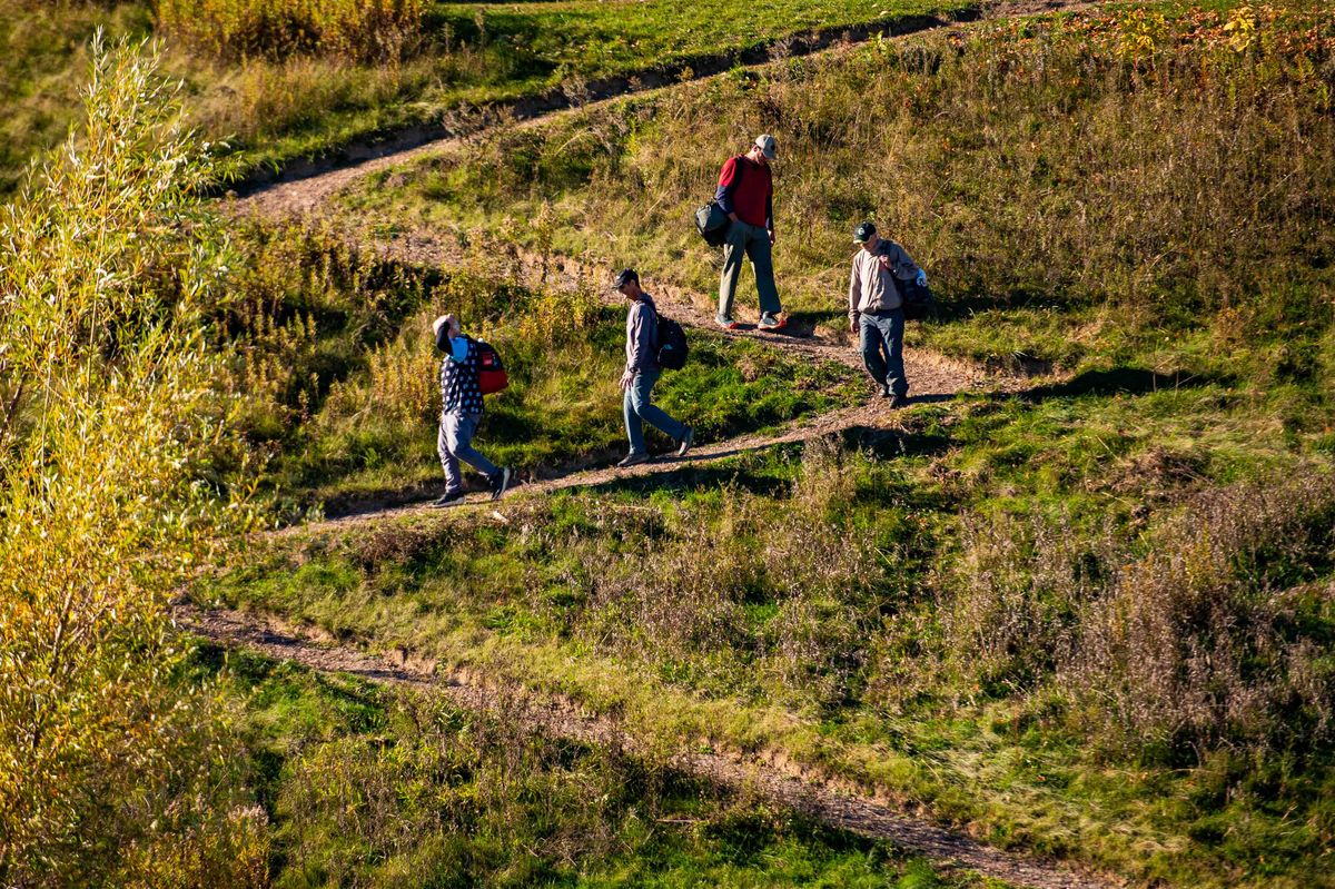 Hole 14 switchback. Photo by Andrew Goodwin