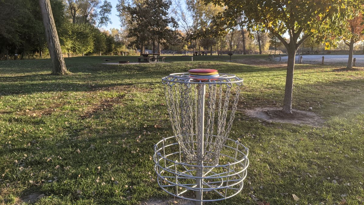 Tee #7. (Basket #6)