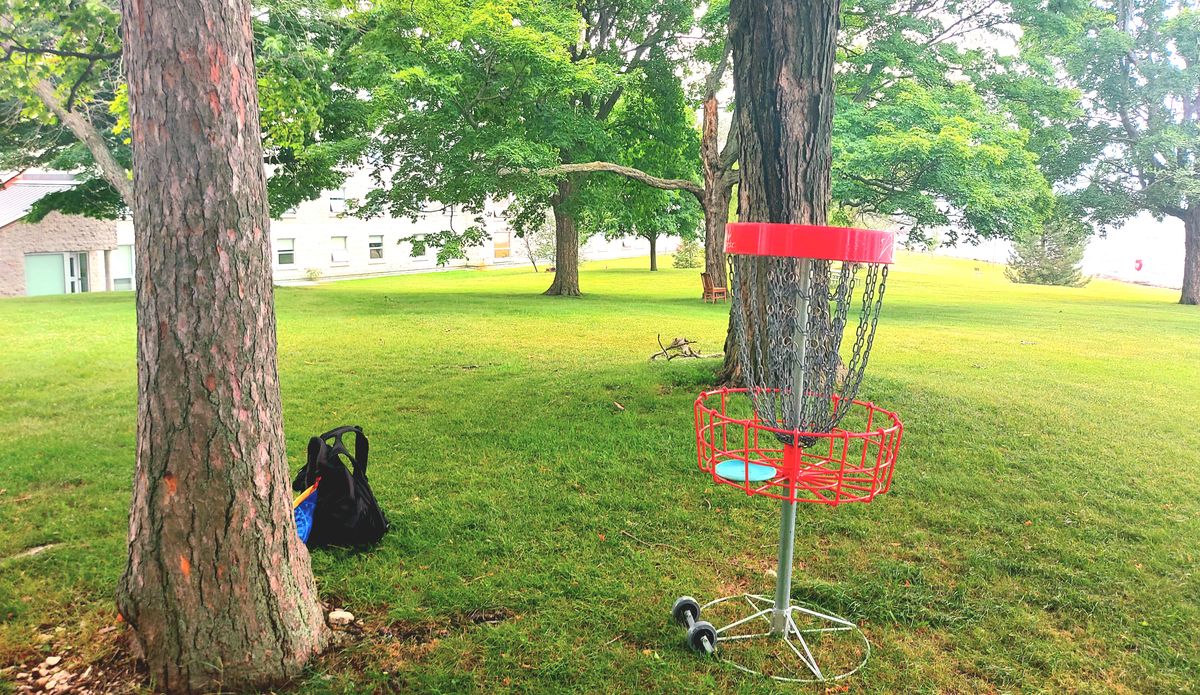 Reverse back up the fairway on hole 6.