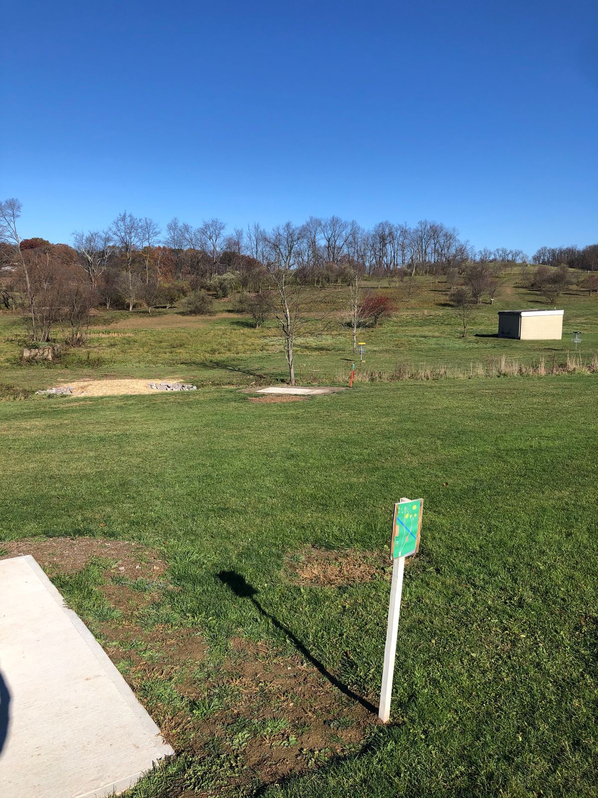 Hole 1 Tee Pads