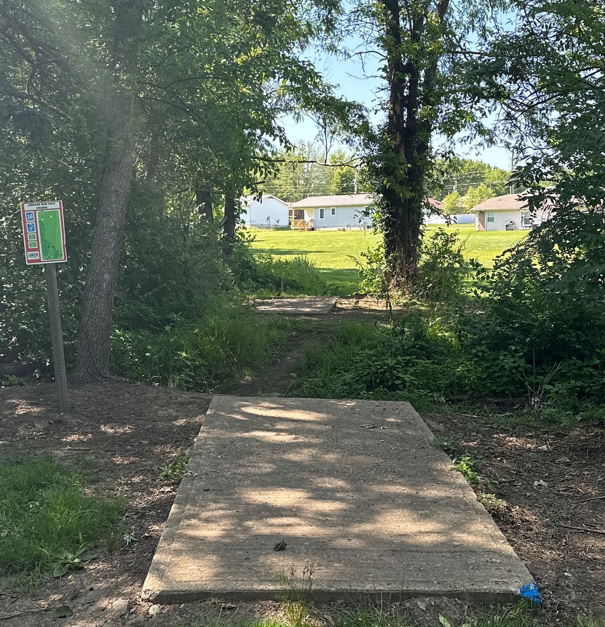 Hole 16 double mando