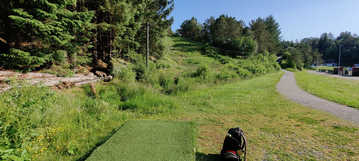Tee hole 9