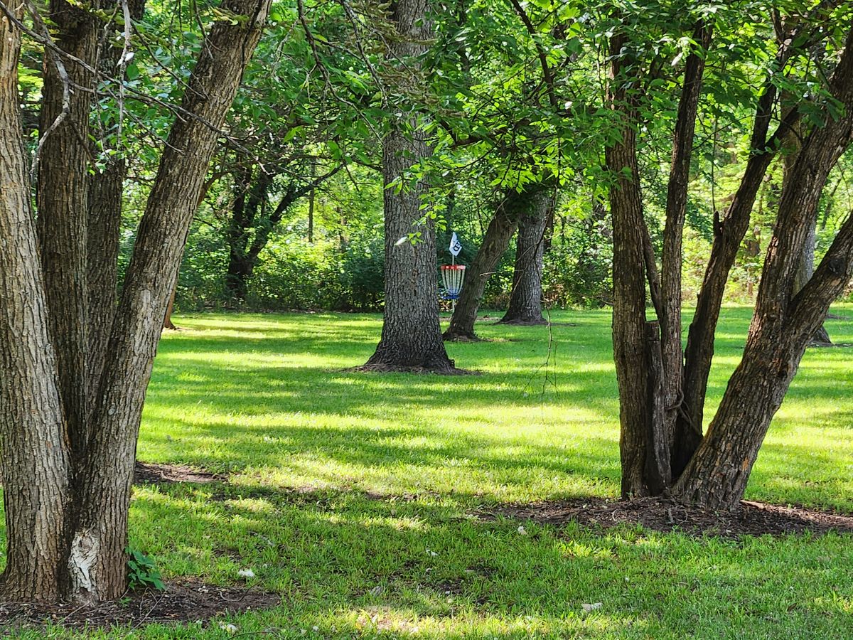 Hole 9: Walnut Alley right side fairway