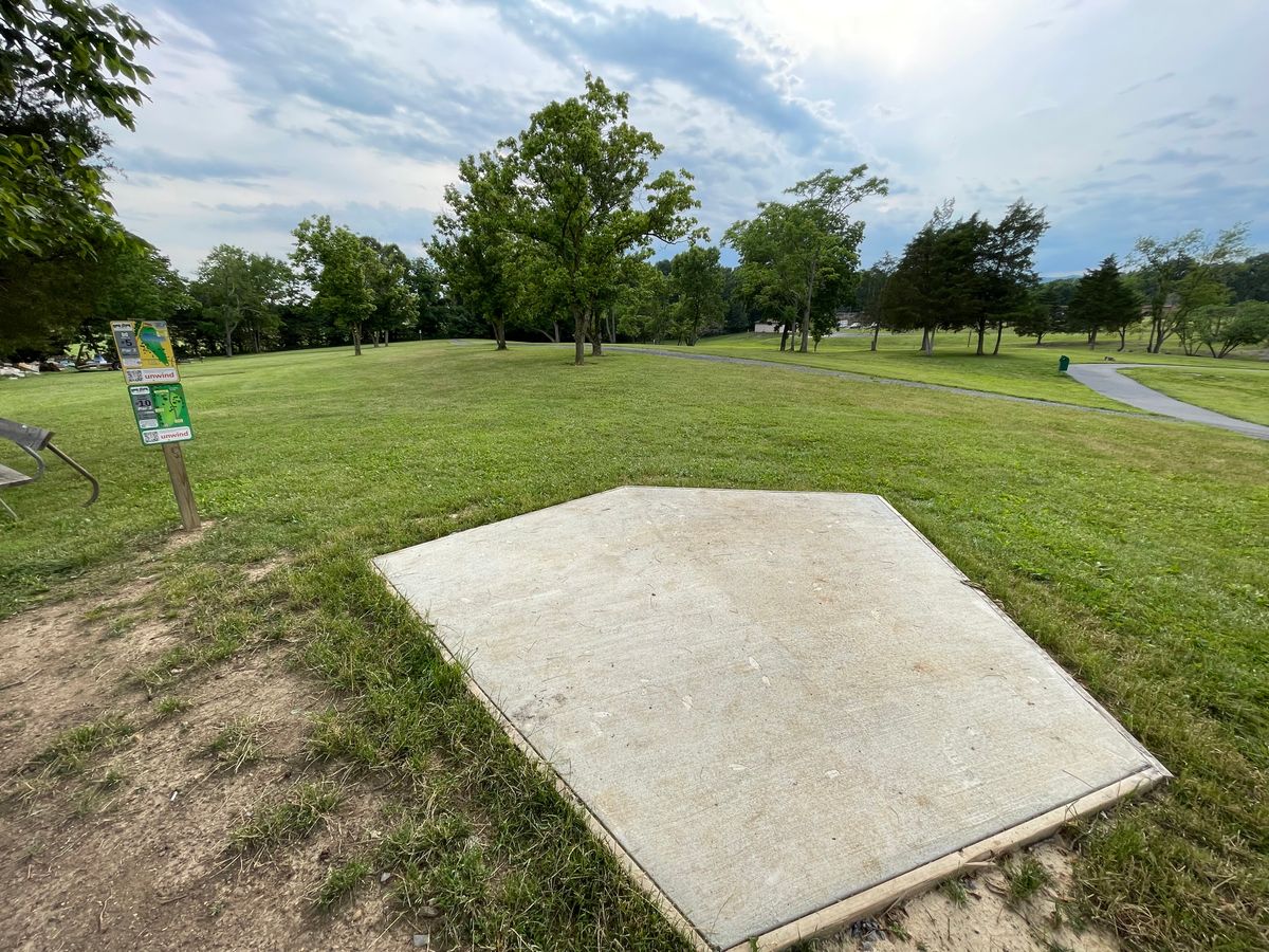 Hole 5 tee