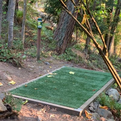 Nice tee pads.  This is #5 tee box.