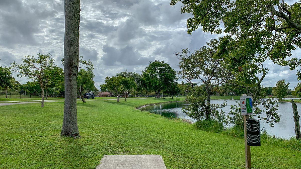 Hole 4