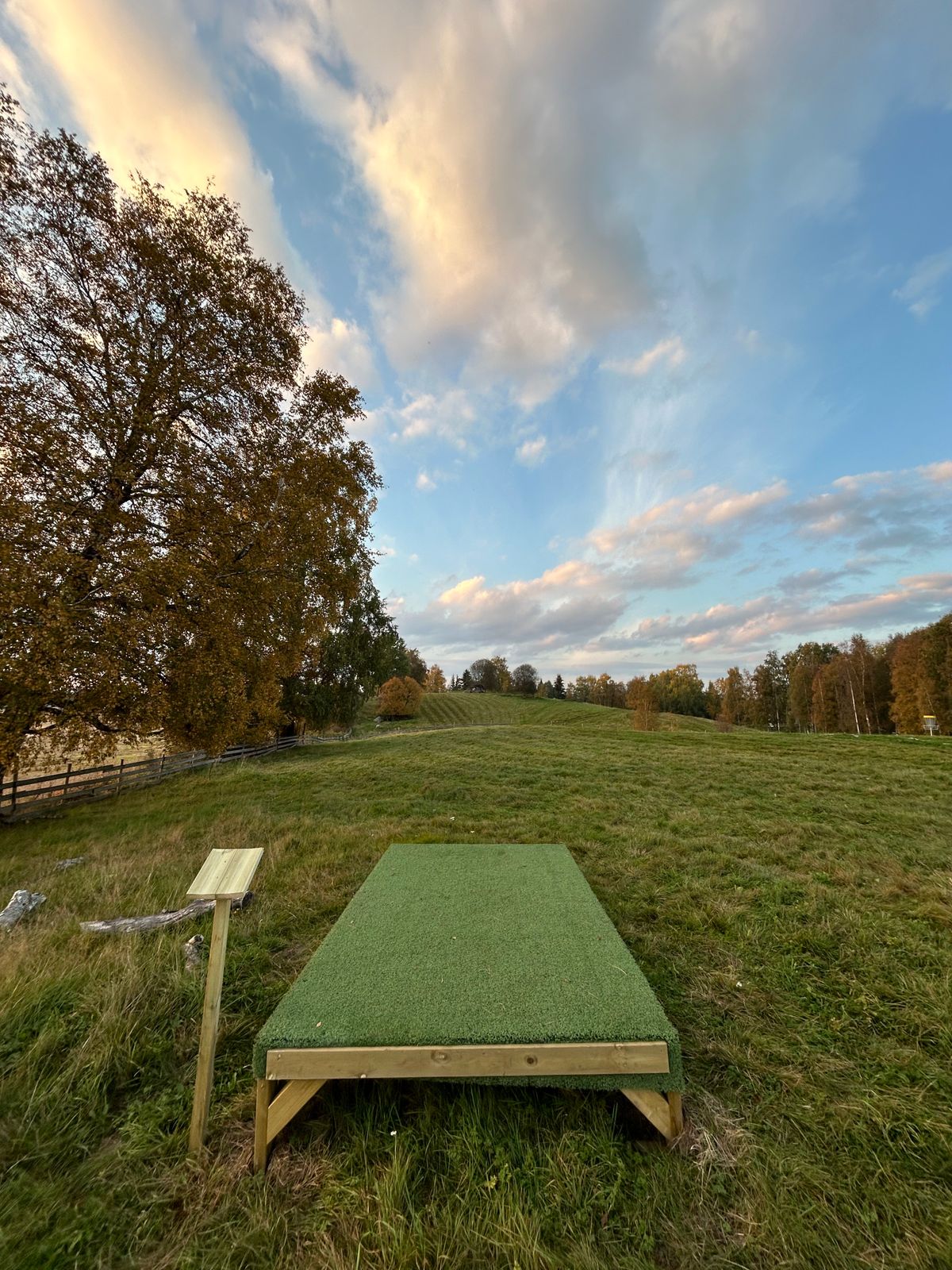 Hole 6 Teepad