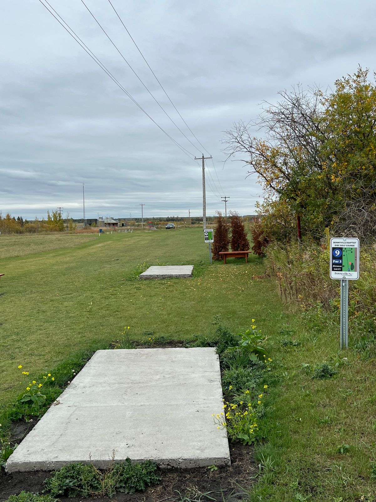 Hole 9 Long Tee