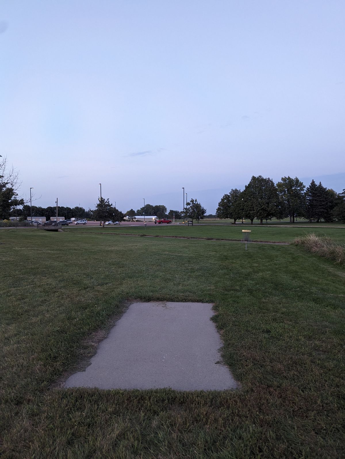 Tee 9