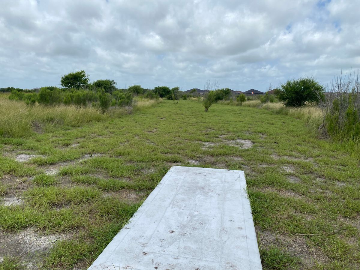 Tee pad for hole 2