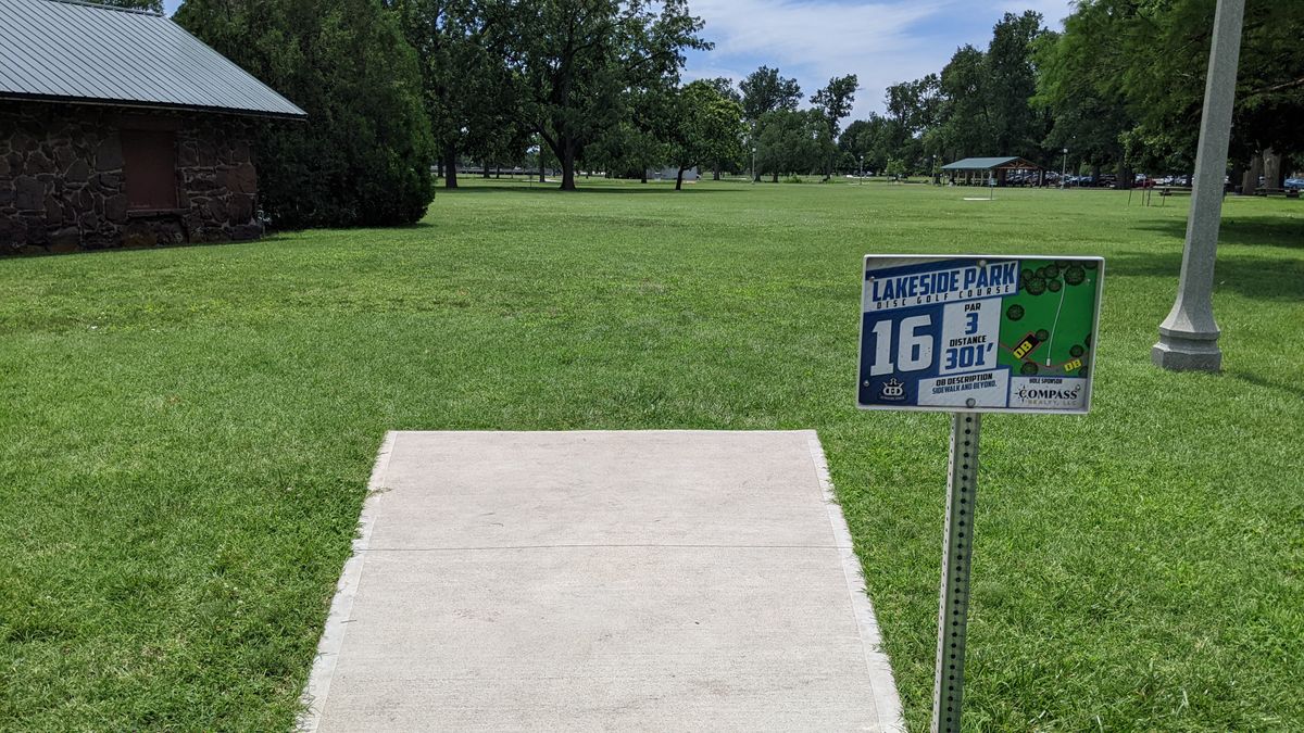 Tee #16