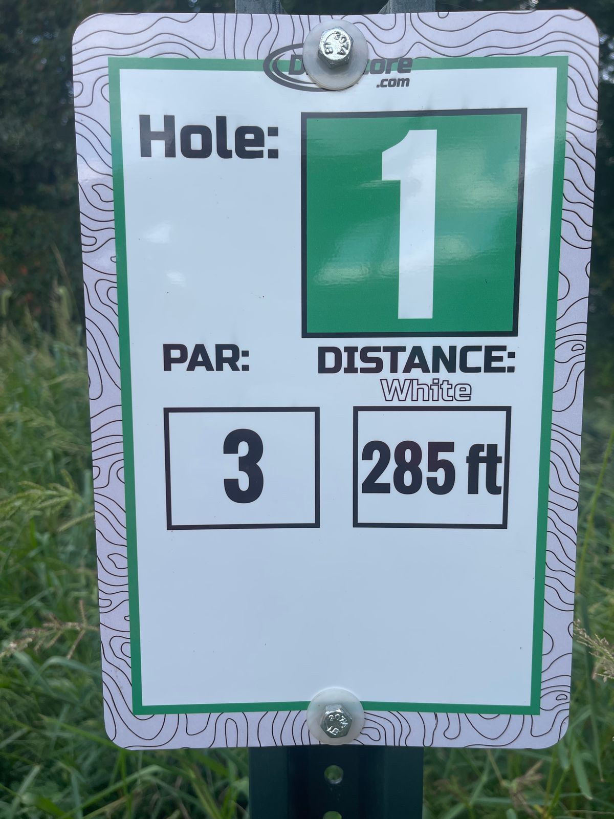 Long tee. Short tee option on other side of ravine.