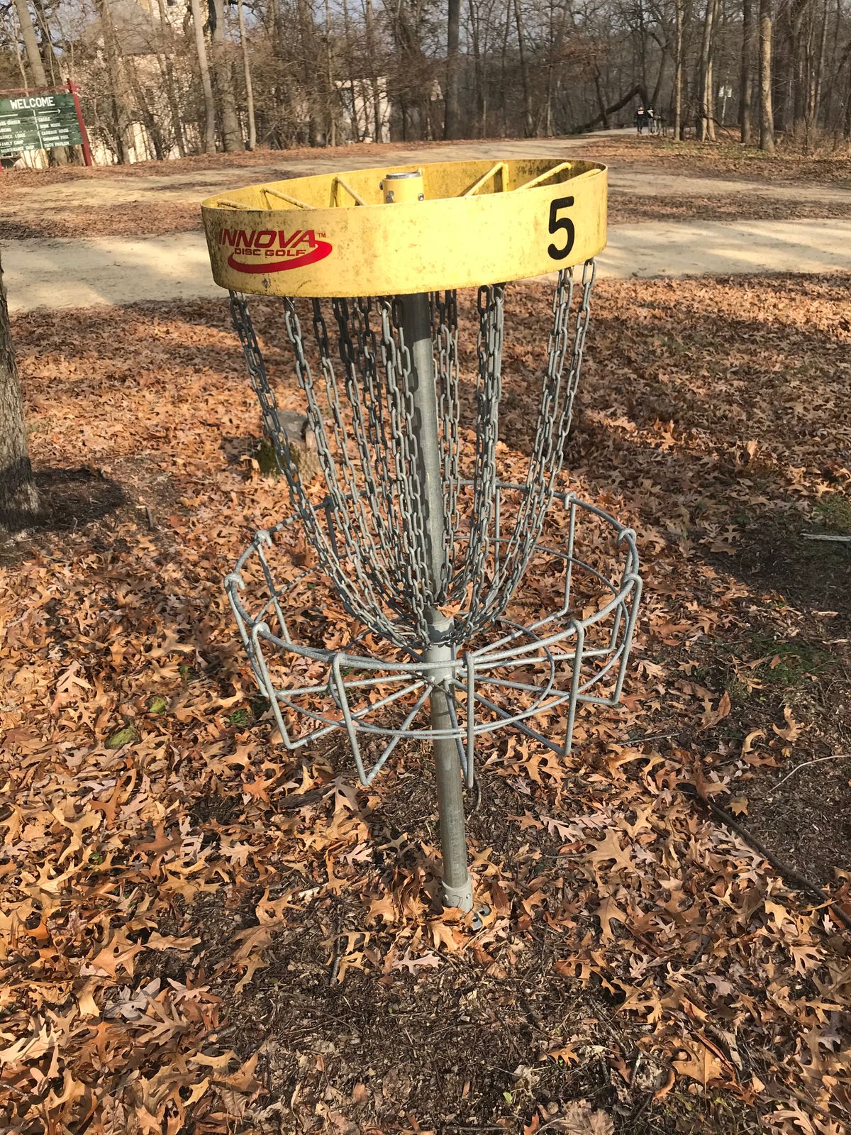 Basket for hole 5, in good shape.