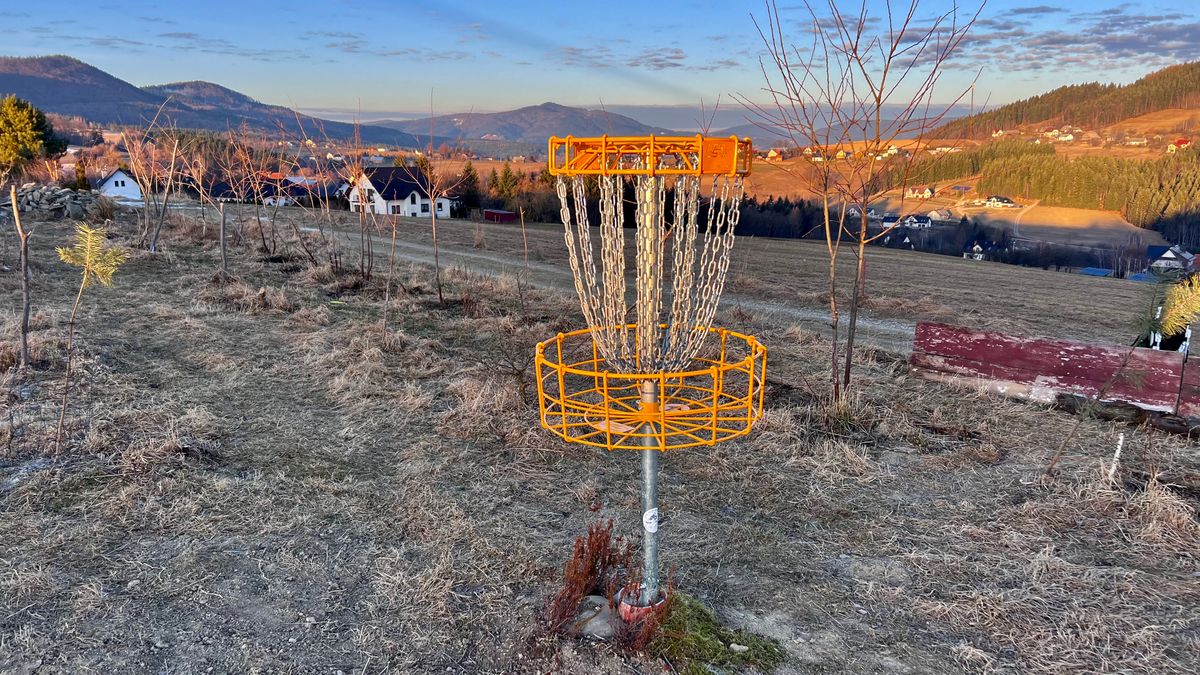 Hole 1, 6, 9, 12