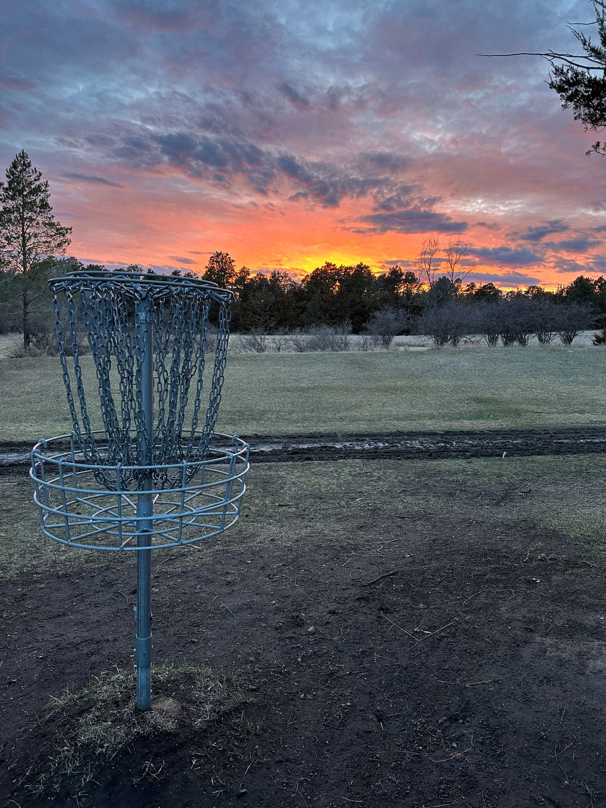 Beautiful spring sunset on hole 16/25