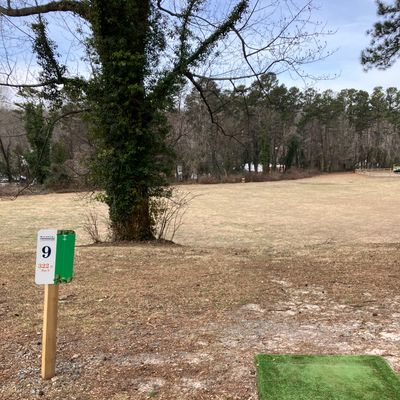 Hole 9: Finish off the round with another downhill bag emptier