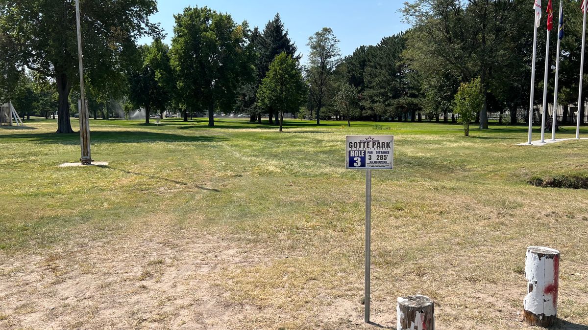 Hole 3