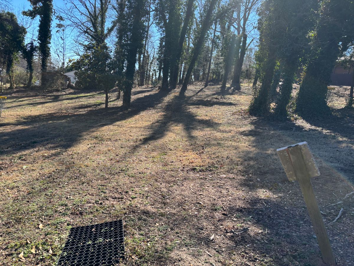 This is the sign and tee pad for hole 4