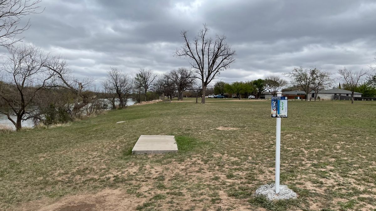 Hole 8