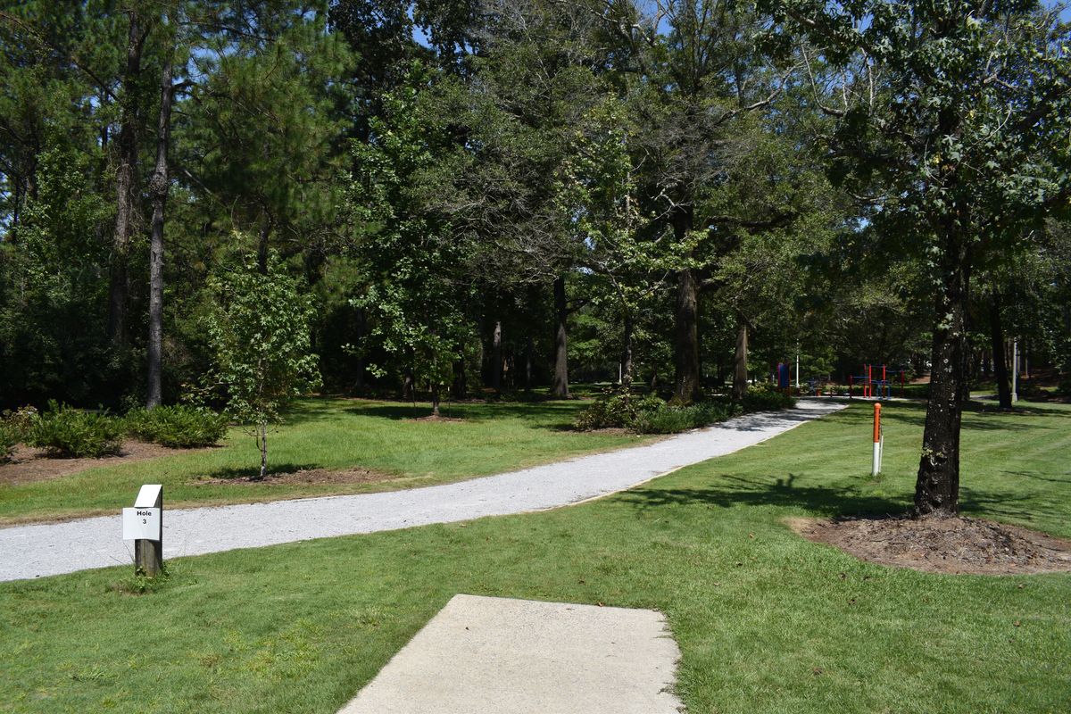 Hole 3’s Tee