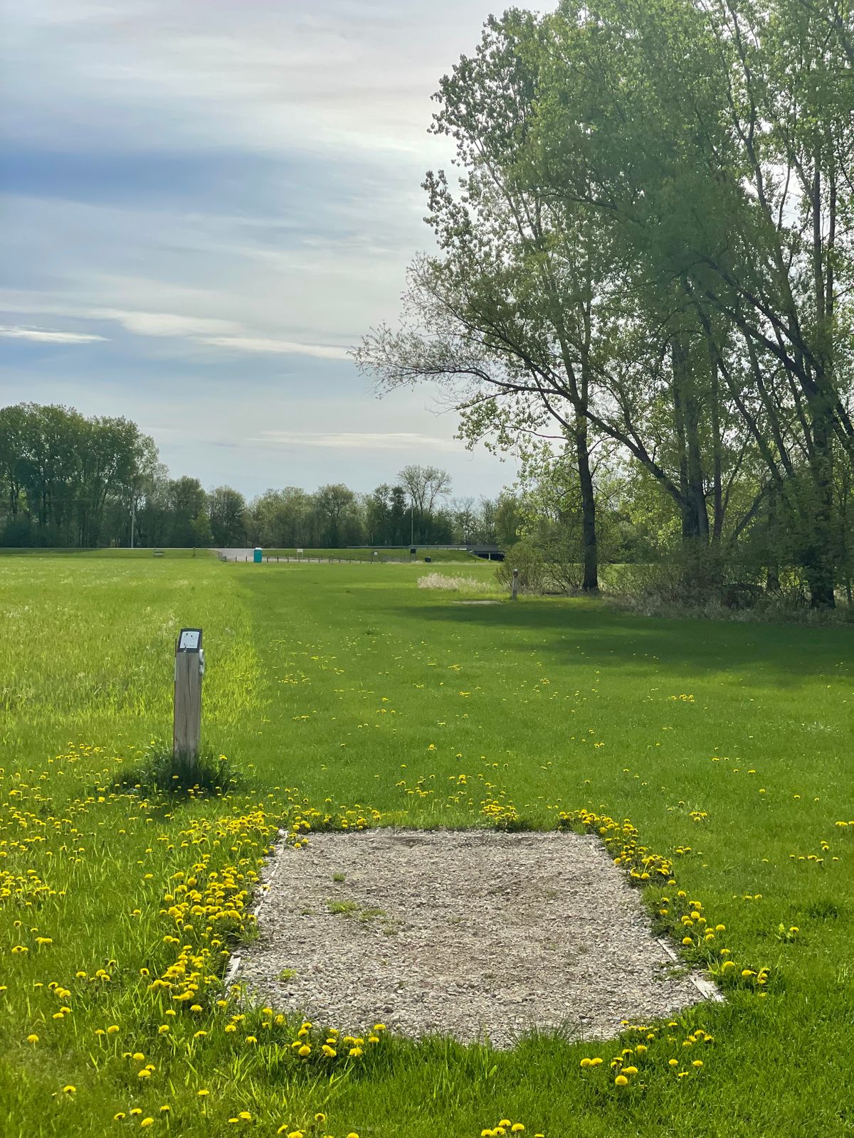 Hole 9 Tee (700’)