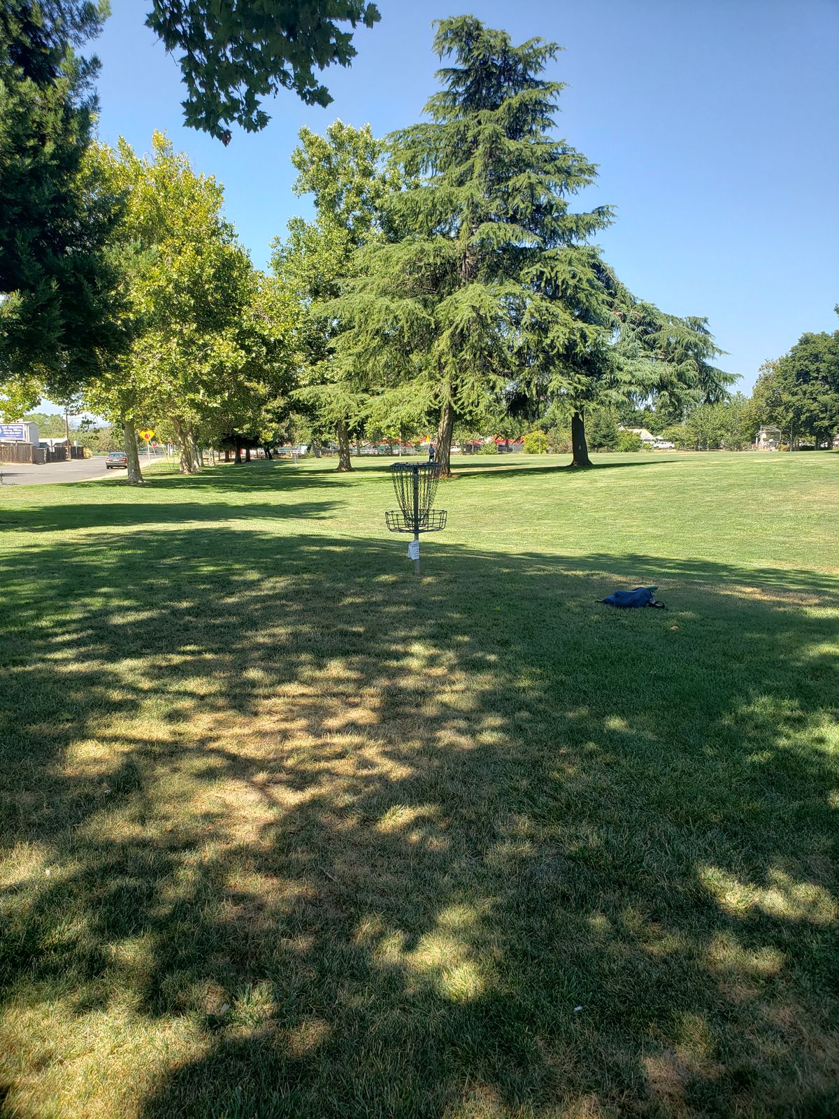 3 practice holes. Well maintained.