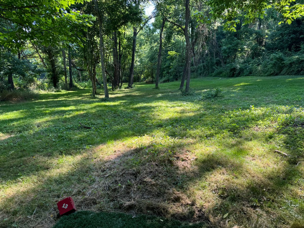 13’s Tee