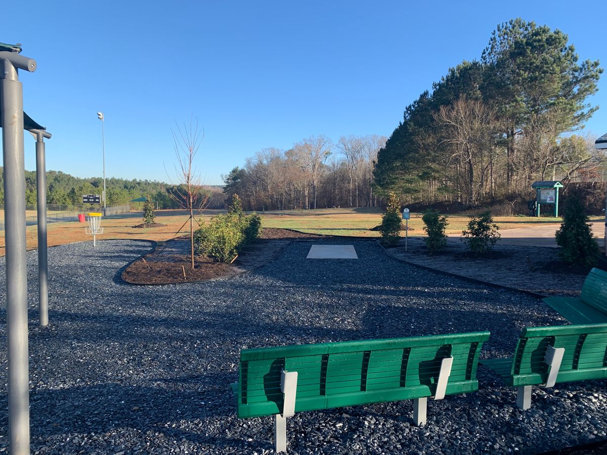 Hole 1 - Gold tee pad.
