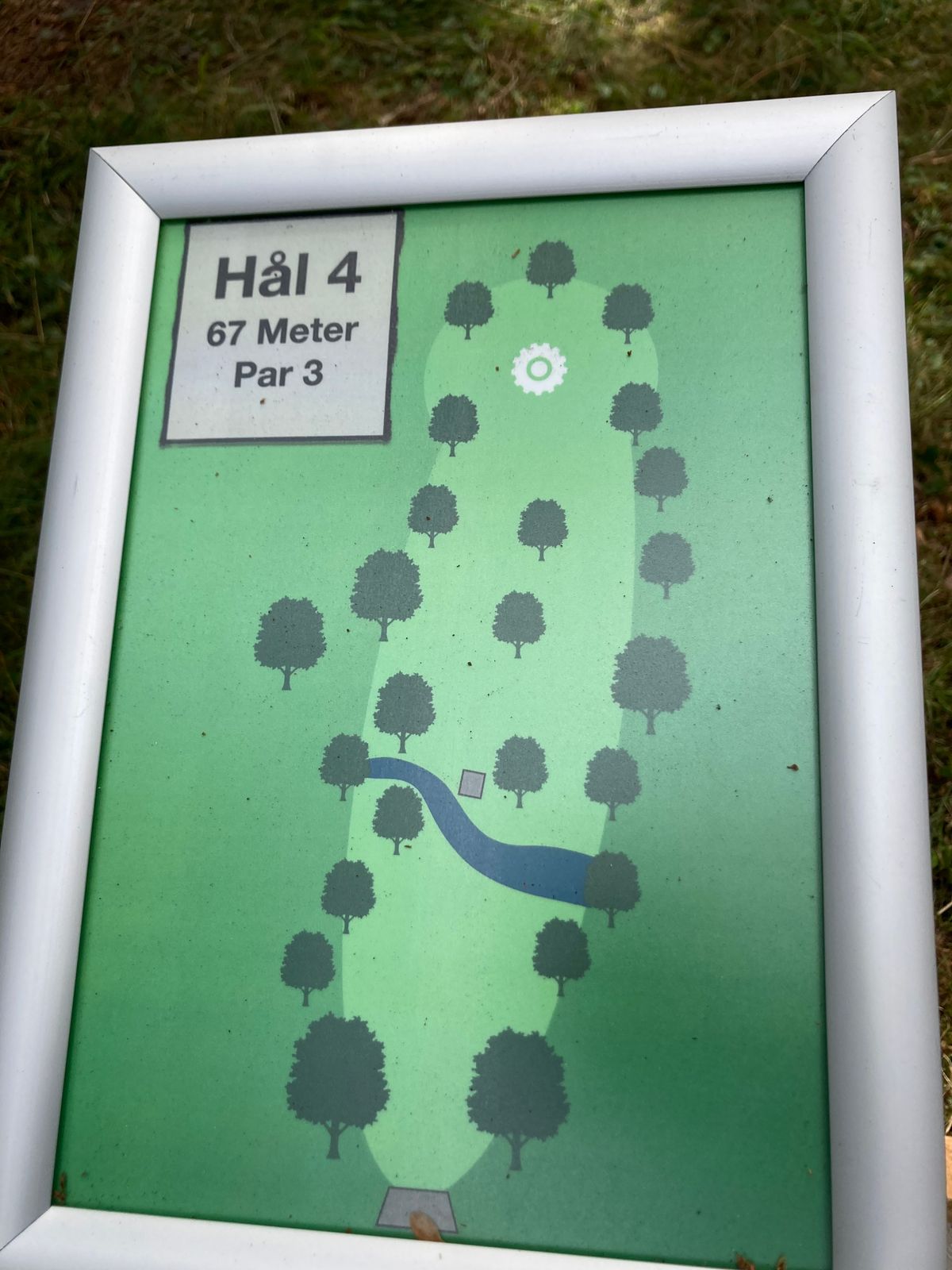 Hål 4