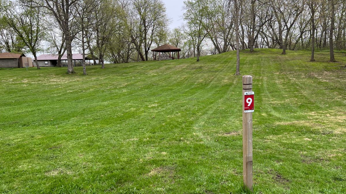 Hole 9