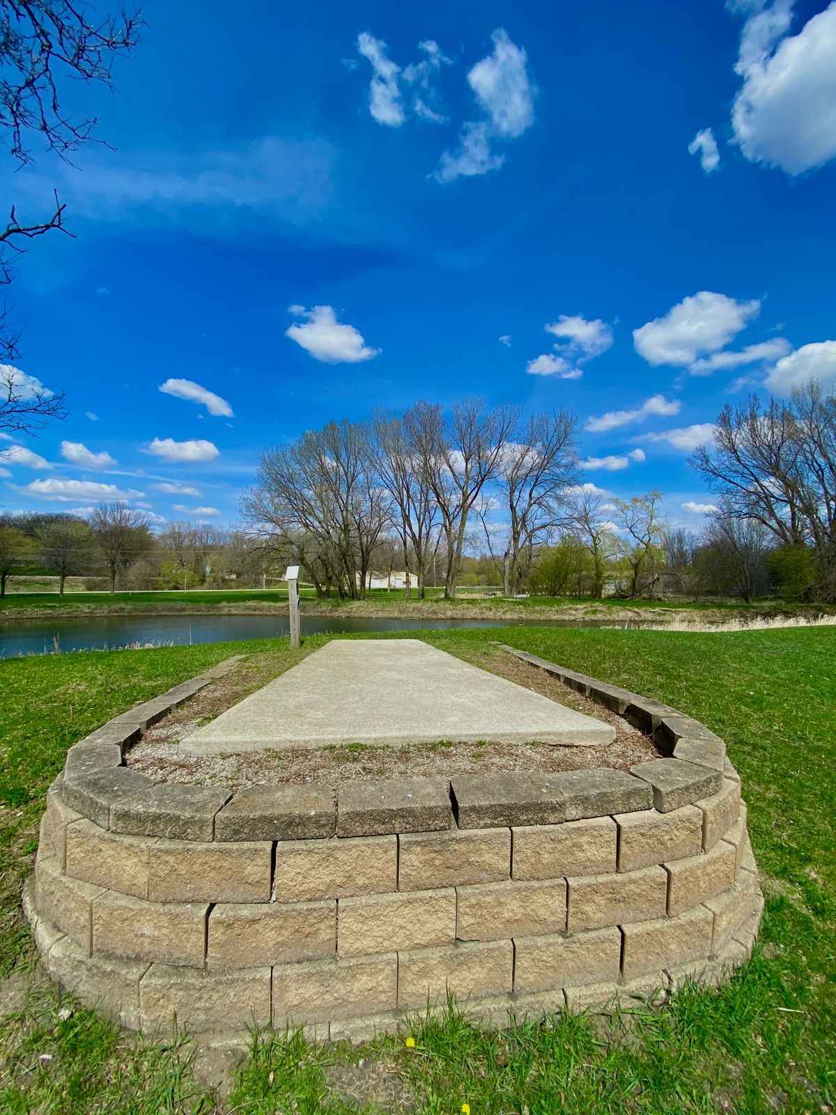 Hole 7 Blue Pad