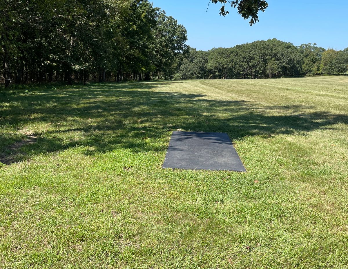 Hole 1 tee pad