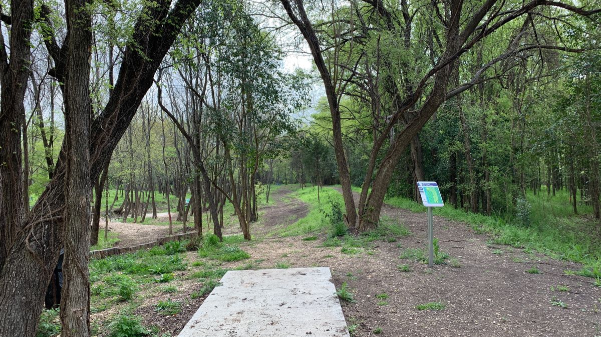 Hole 4