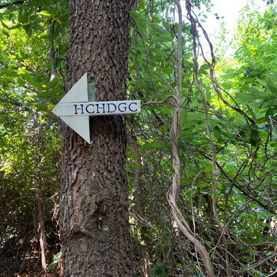Directional signs for the next tee.