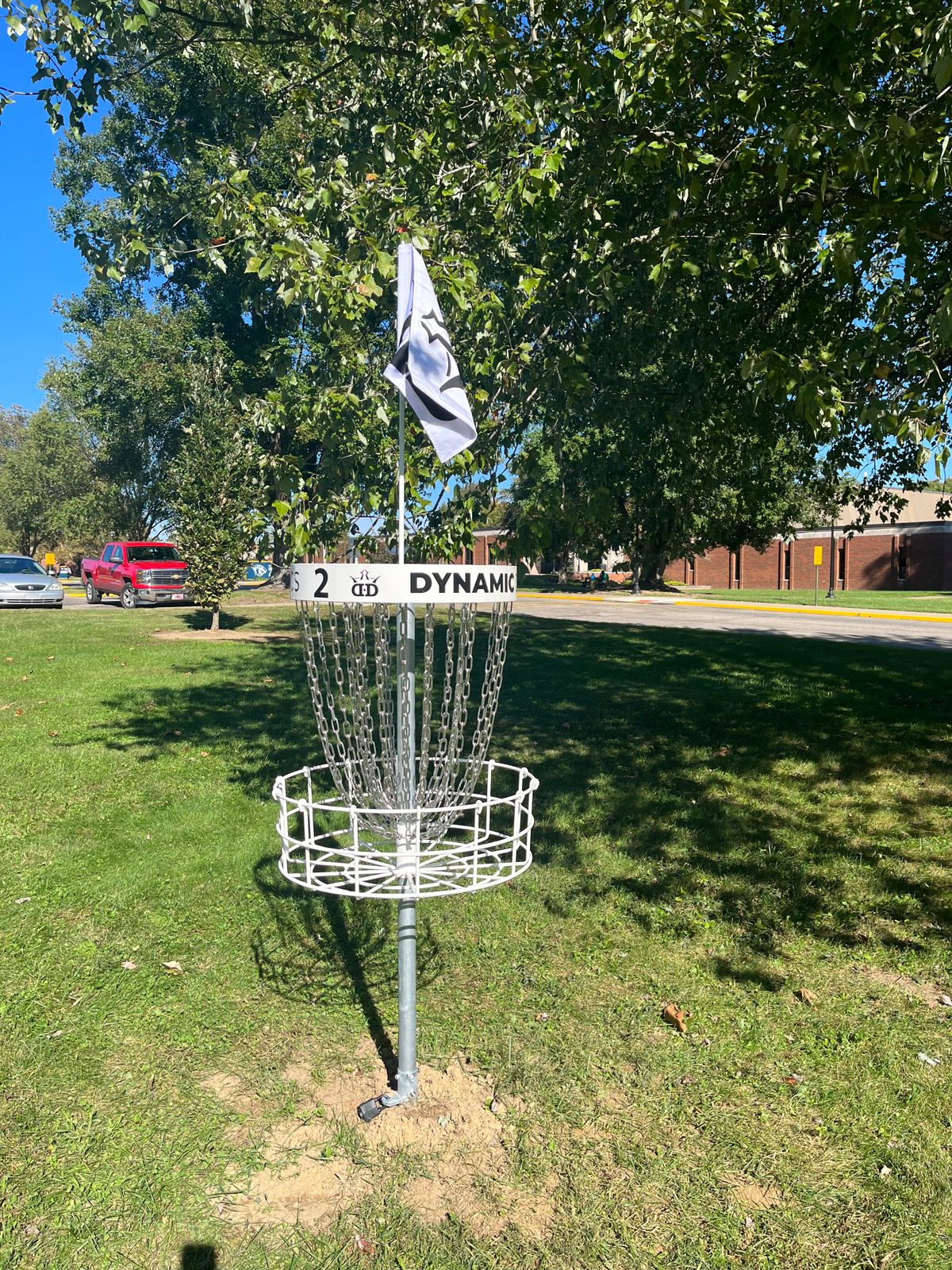 Hole 2 basket