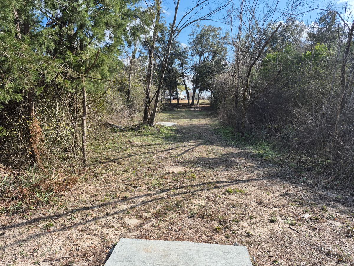 Hole 18 long pad