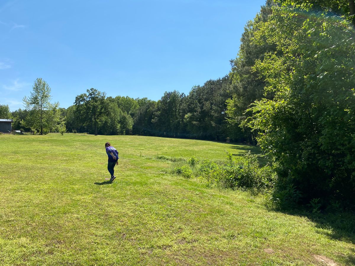 Hole 6. Big right turn.