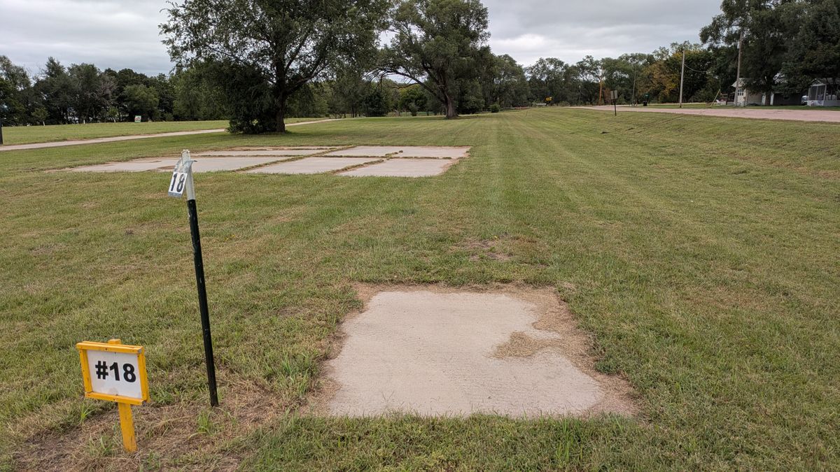 Tee #18