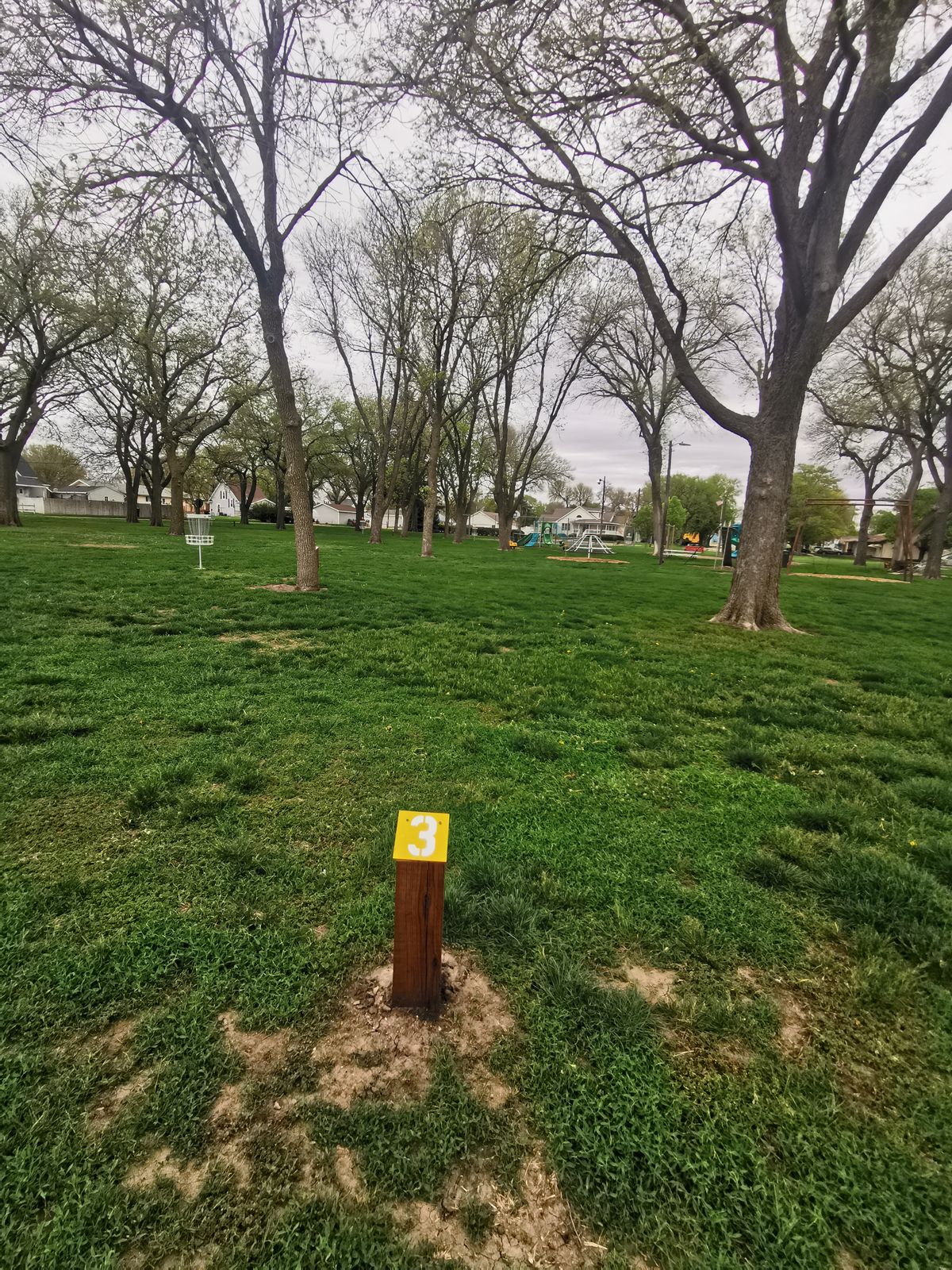 Tee 3